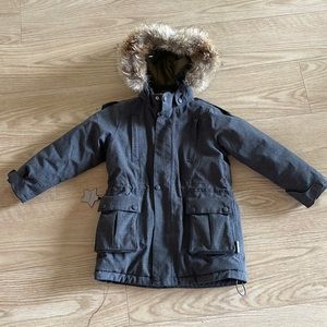 Boys Super Warm Parka with removable fur trim, 6 year.